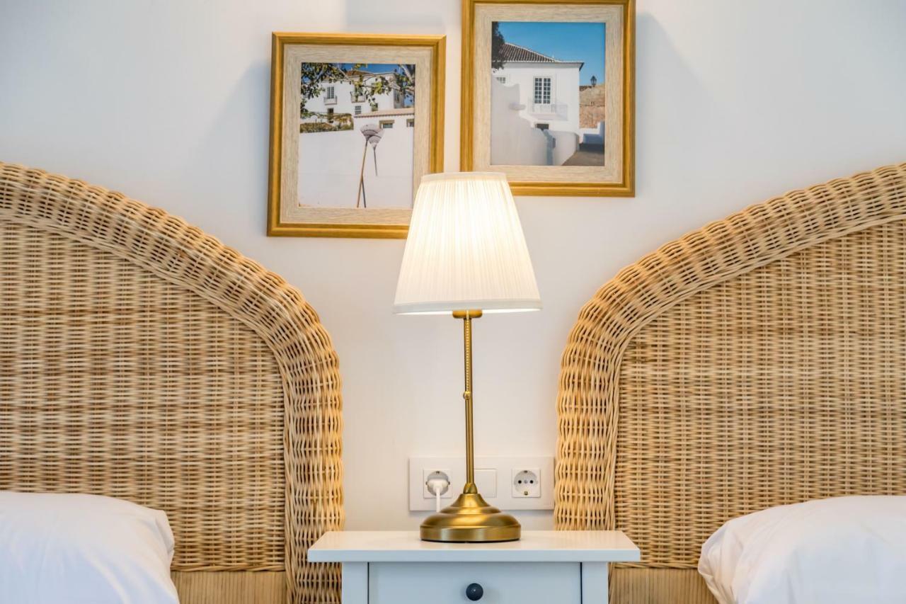 La Colina Villa Puebla de Vallbona Luaran gambar