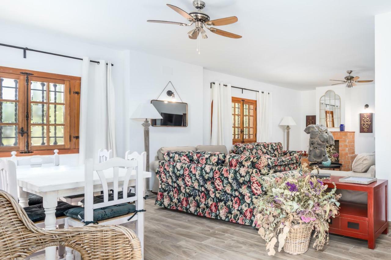La Colina Villa Puebla de Vallbona Luaran gambar